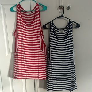 2 striped tank tops (22/24)